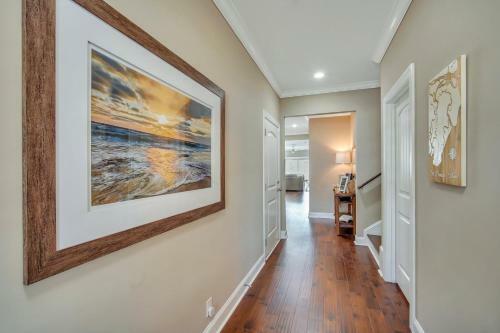 Waterside Retreat - Tons Of Amenities, Close To Everything!