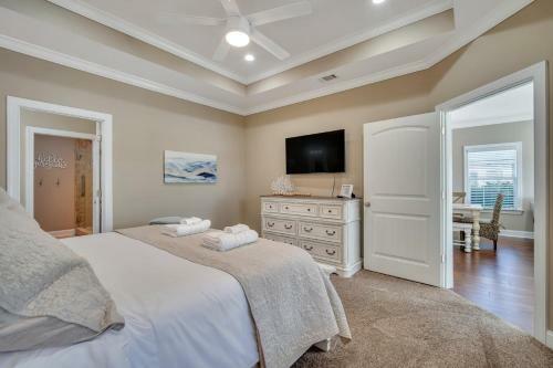 Waterside Retreat - Tons Of Amenities, Close To Everything!