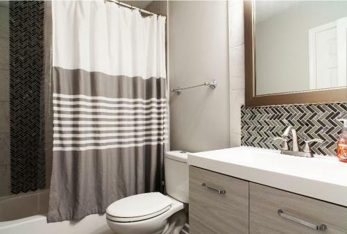 Chateau Allegra-sleep 8-clean, Spacious, & Stylish
