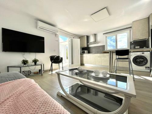 Two-bedroom House 5, Freewifi, Ac, Bbq, Mountain View
