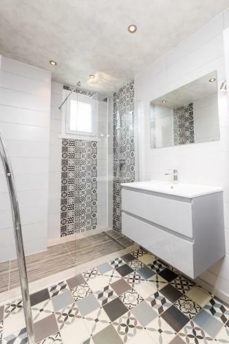 Hostal Les Chambres - Dormir Comme � La Maison -