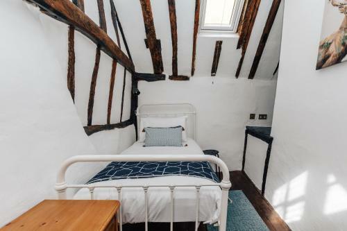 Tudor Cottage ? An Enchanting Unique Stay