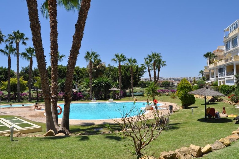 Apartamentos Kasa 25 Golf Hoyo 18
