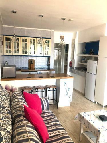 Casa Joe, Cosy One Bedroom Apartment On Popular Complex With Pool