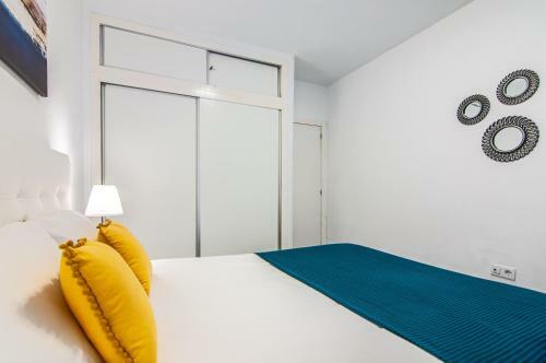 Central 2 Bedroom Apartment Playa De Las Americas