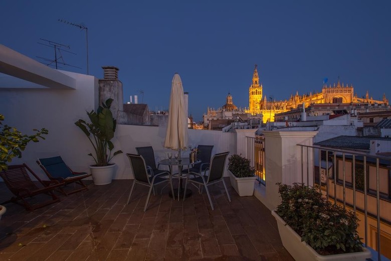 Luxury Apartments Seville Center