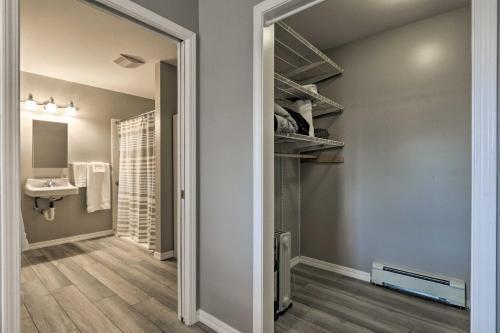Centrally Located South Hill Apartment With Tv!