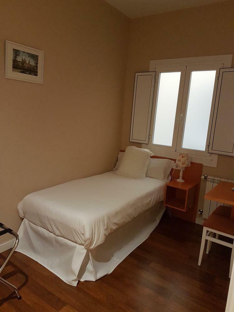 Hostal Montes Pensi�n Boutique