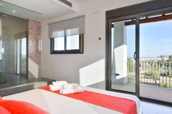 Villa Neus