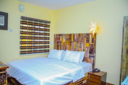 Hotel Ontario Suites