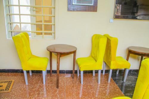 Hotel Ontario Suites