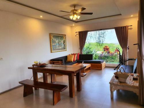 The Ocean Views Luxury Villas & Apartment