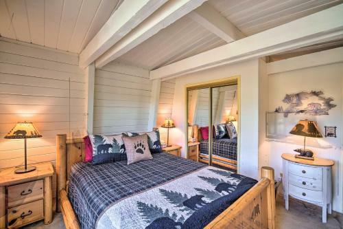 Big Bear Lake Cabin With Deck About 5 Mi To Skiing!