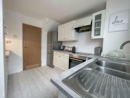 Cosy Modern And Contemporary Home Close To Centre