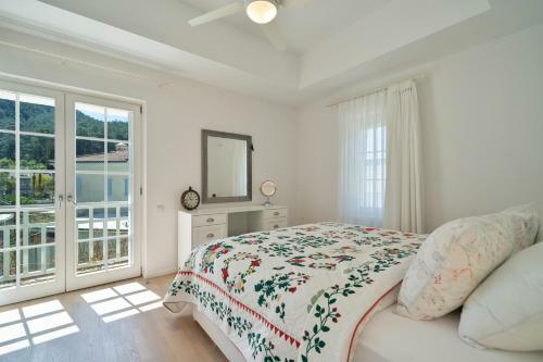 Portville Canal Side Villas 66 (3br)