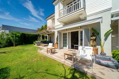 Portville Canal Side Villas 65 (2br)