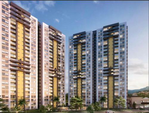 Beautiful Highrise Apartment With An Amazing View