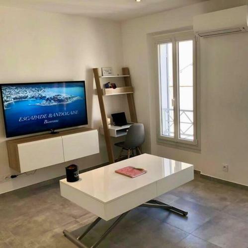 Apartamento Escapade Bandolaise, 100 M�tres De La Plage