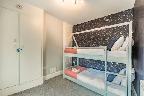 4 Segontium Terrace
