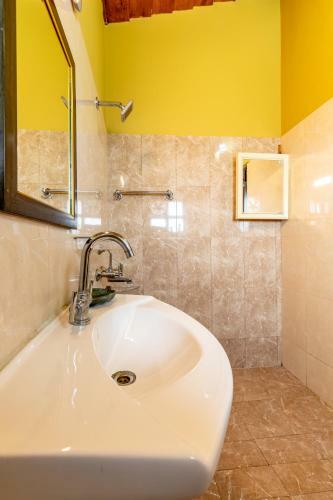 Esqape Mukteshwar Loft