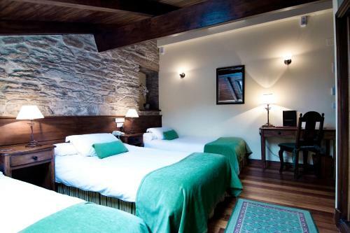 Pousadas De Compostela Hotel San Clemente