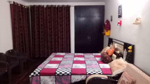 Apartamento Oyo Home 87523 Naini Homes
