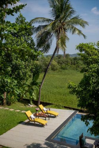 Villa Frangipani On The River