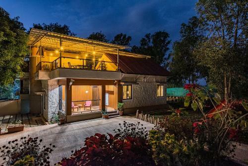 Villa Saffronstays Casa Tranquil