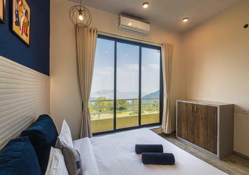 Villa Saffronstays Sky Abode