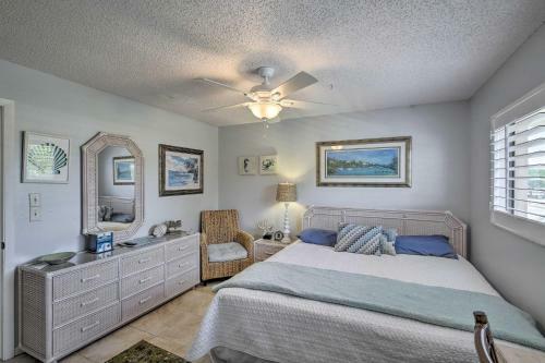 Apartamento Central Cape Coral Condo With Community Pool!