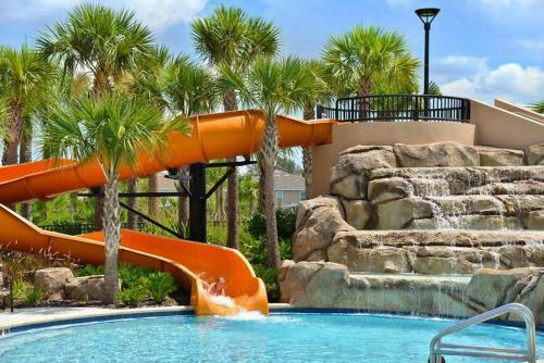 Fabulous Home With Pool At Solterra Resort St5501