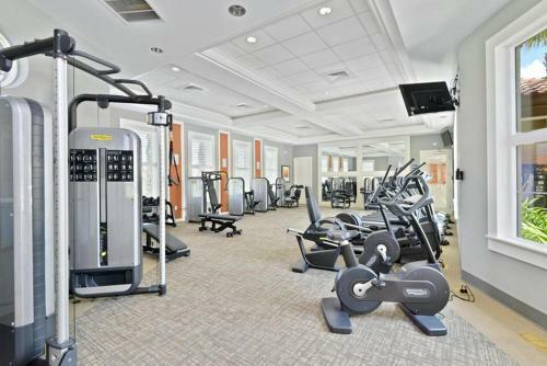 Fabulous Home With Pool At Solterra Resort St5501