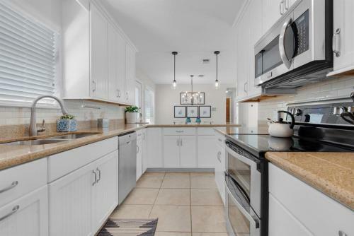 Makarios Beach Blu By Pensacola Beach Properties