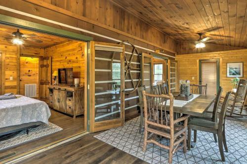 Chic Cherry Goose Lodge With Hot Tub And Deck!