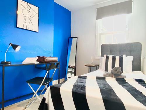 Stylish City Centre Home With Private Garden