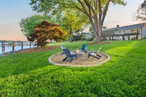 Southern Sunrise By Stay Lake Norman