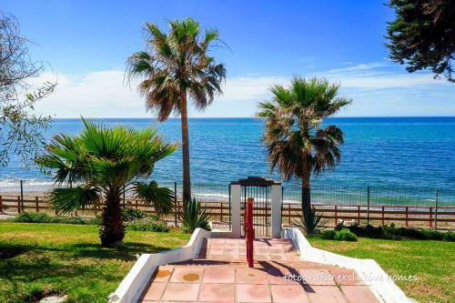 Precioso Apartamento En Primera Linea De Playa