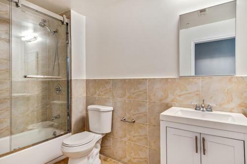 Apartamento Cozy And Stylish 2bd Apt With Great Location!