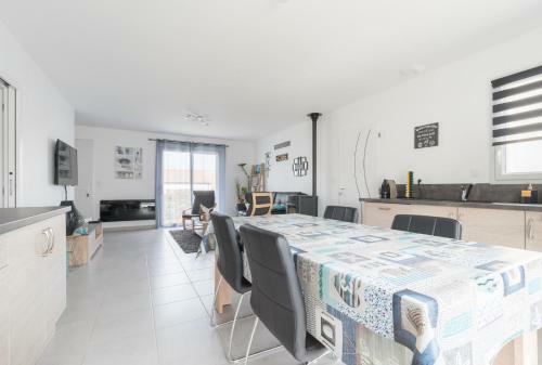 Maison Neuve Avec Terrasse Et Pergola - Pornic