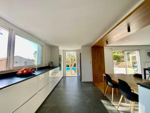 Villa Groomi La Colline - Piscine, Modernit� Et Grands Espaces