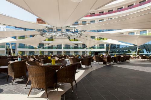 Long Beach Harmony Hotel