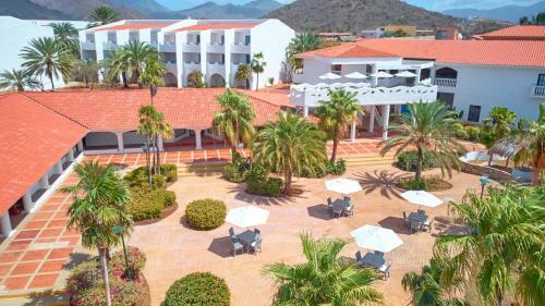 Costa Caribe Beach Hotel & Resort