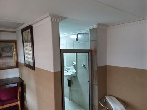 Hostal Dante Guest House