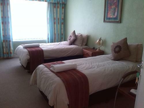 Hotel 24 Onvrey 3 Star Guest House