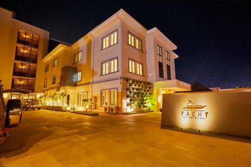 The Yacht Hotel Sea Front Lekki Phase 1