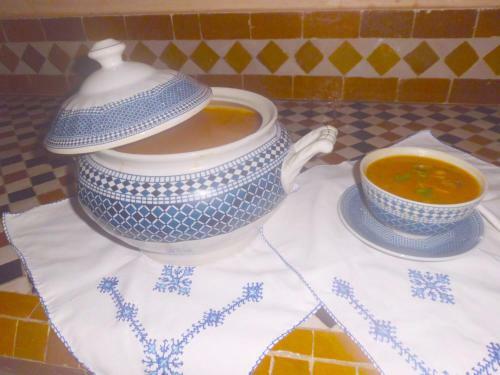 Riad Dar Essoaoude - Fes Nejjarine