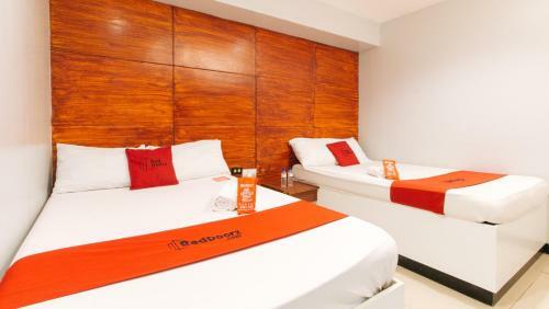 Hotel Reddoorz Plus @ Costa Roca Balamban