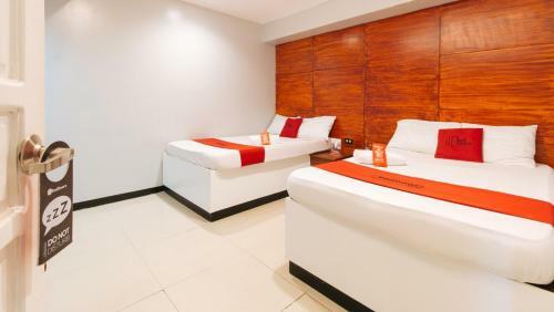 Hotel Reddoorz Plus @ Costa Roca Balamban