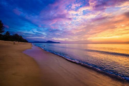 Hotel Coriacea Beachfront Boutique Phuket Resort - Sha Plus
