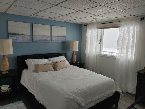Apartamento Little Shuswap Lake Front Suite